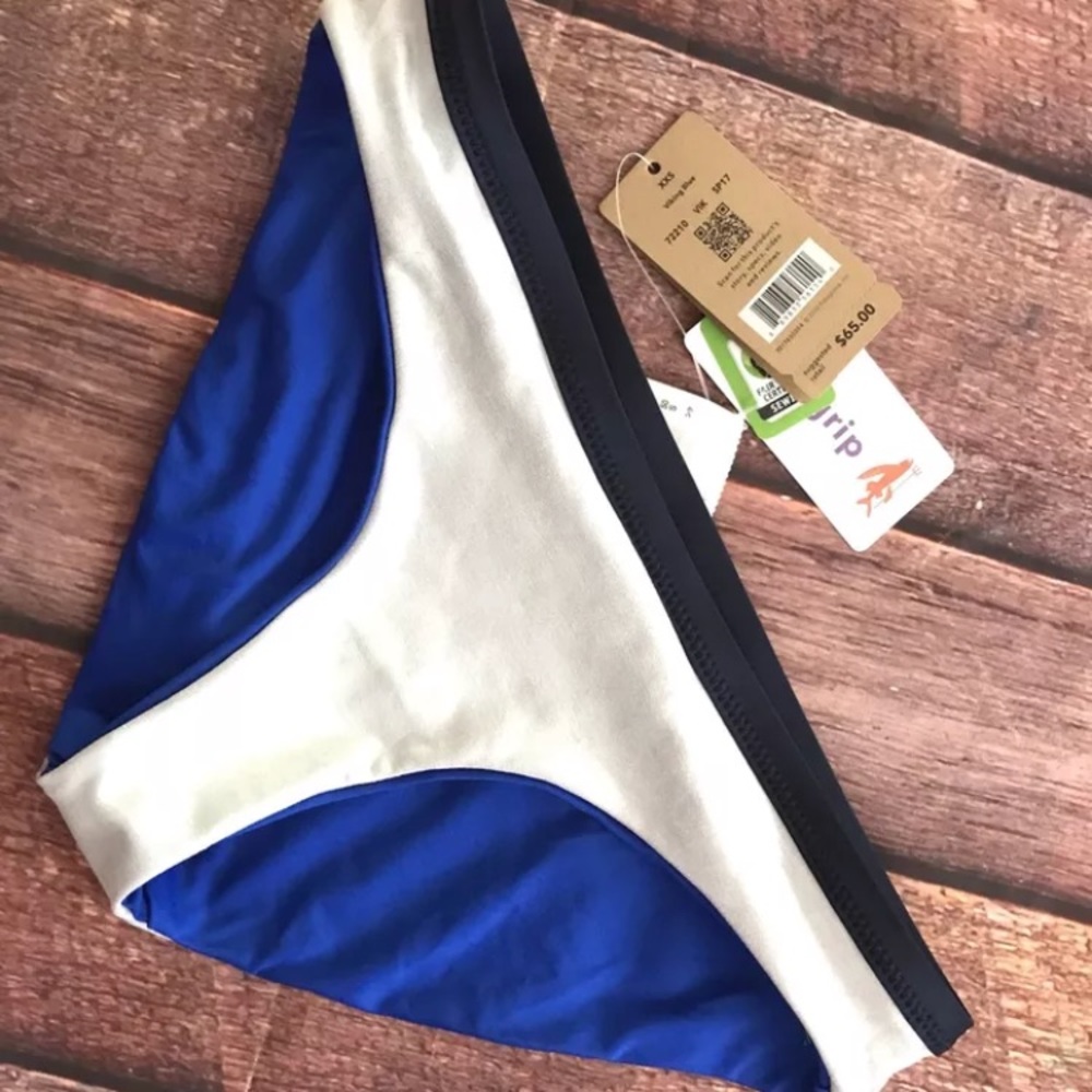 Patagonia Swimming Bikini - Picture 3 of 5